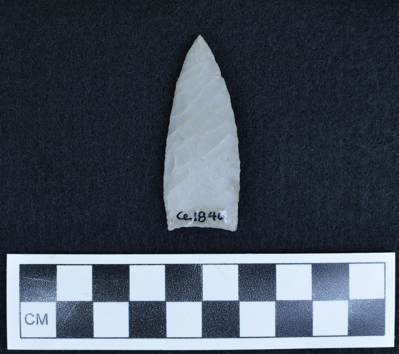 One side collateral flaking like Scottsbluff