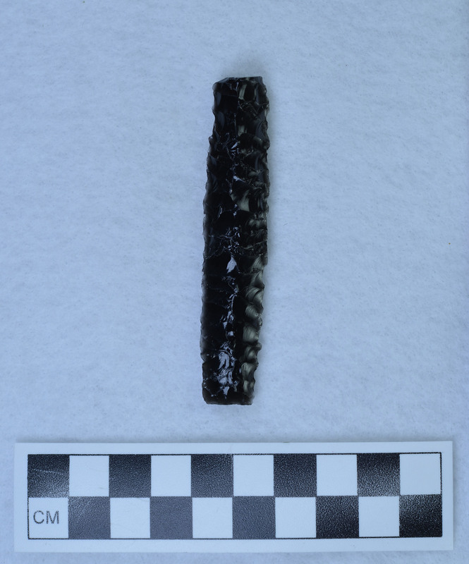 Eden, collateral flaking to midsection, Tip missing. (GT)