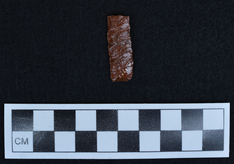 Lanceolate, parallel diagonal flaking