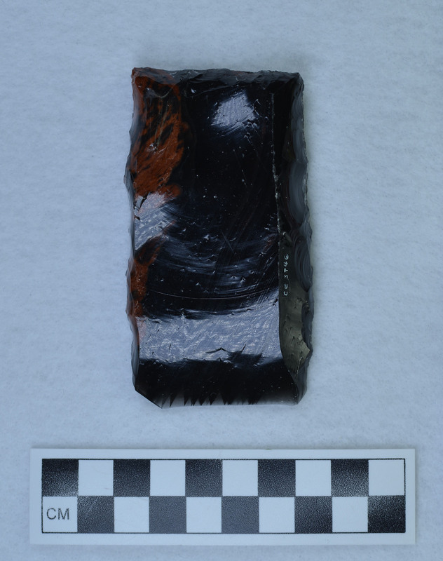 Macro, edge modification by percussion