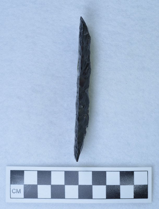 Crested, ventral side pressure flaking