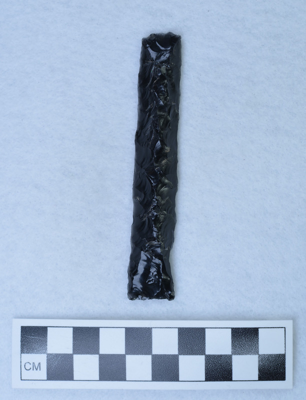 Crested, ventral side pressure flaking