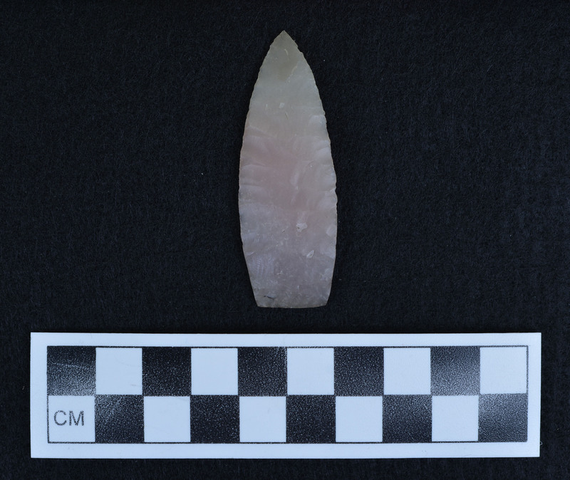 Heat treated, collateral flaking, Material misidentified, does not resemble novaculite (DHC)