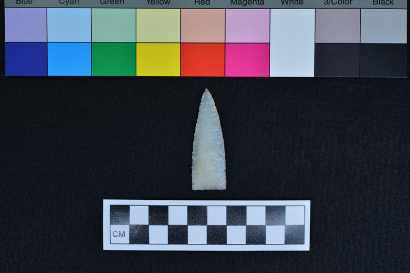 Collateral flaking on one side, diagonal on other