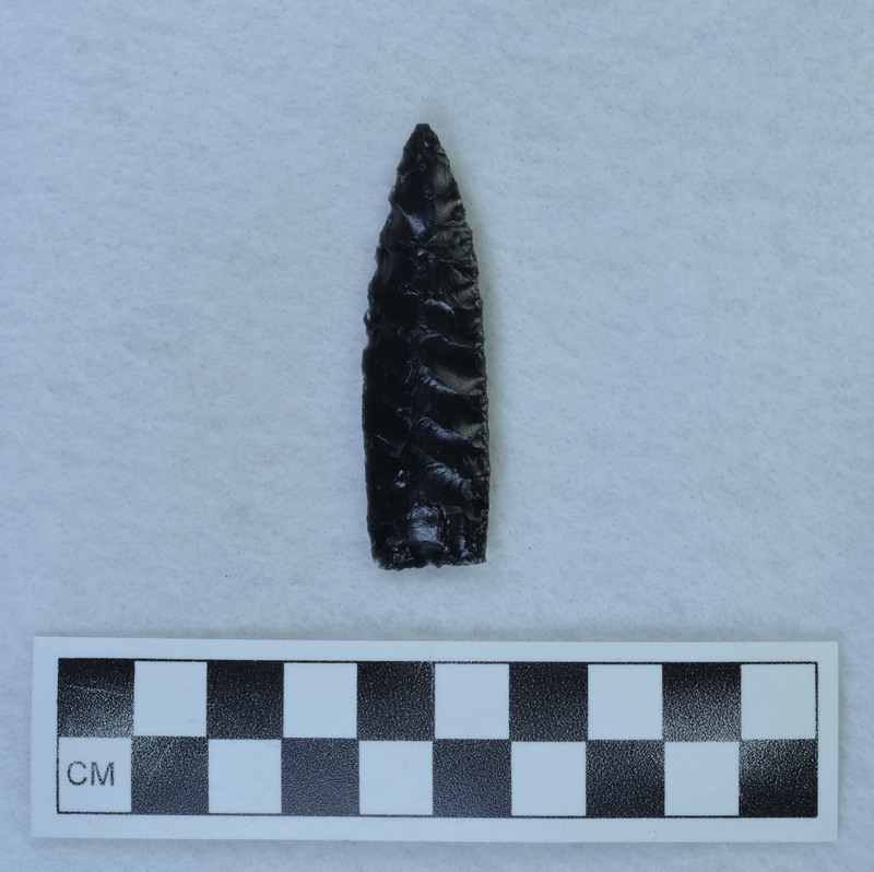 Diagonal flaking to midsection