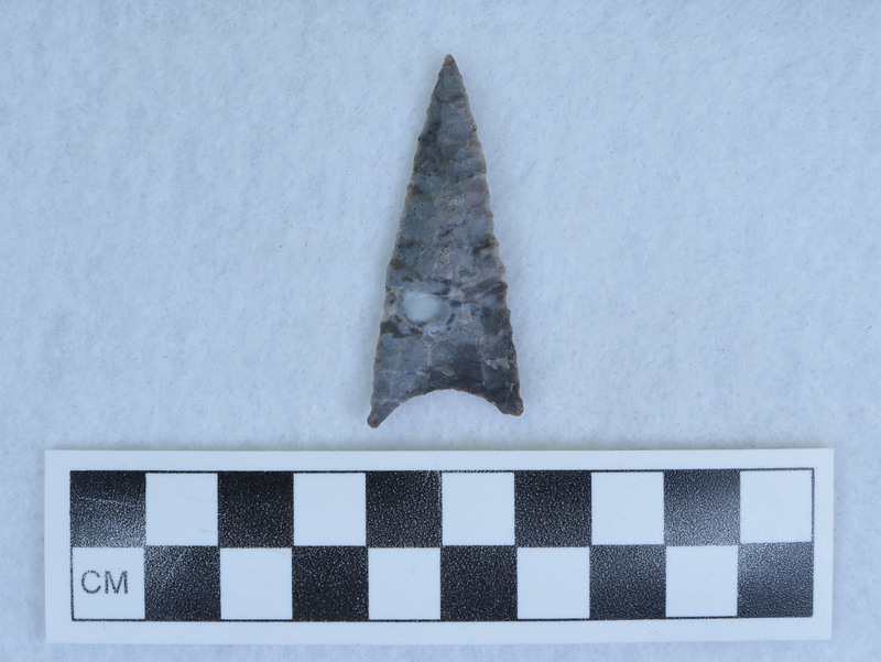 Triangular, collateral flaking