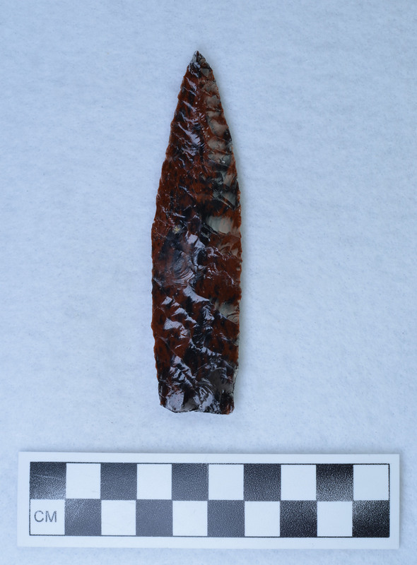 1 side Titmus flaking, 1 side palm held flaking