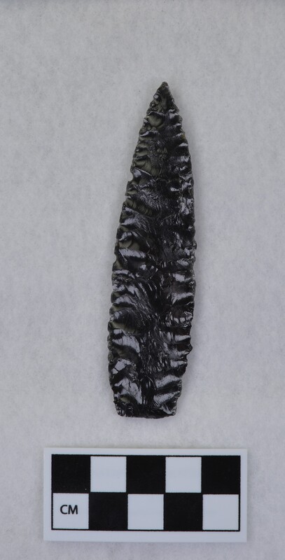 Collateral flakes, lanceolate style