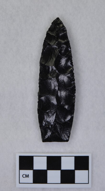 Collateral flaking to midsection, lanceolate style, basal margin lightly ground, base thinned