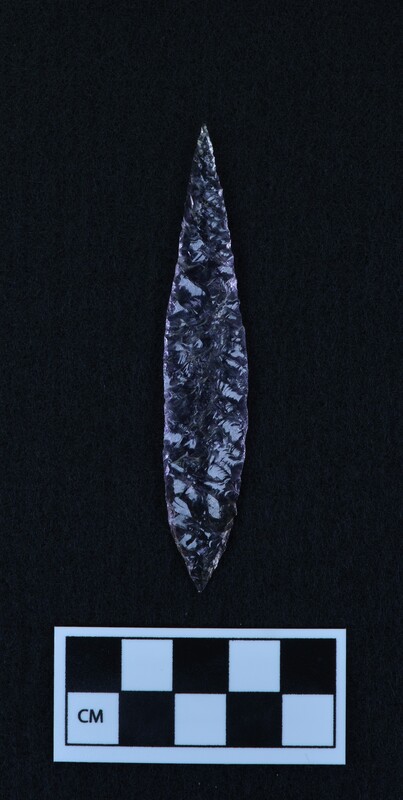 Bi-point, parallel diagonal flaked