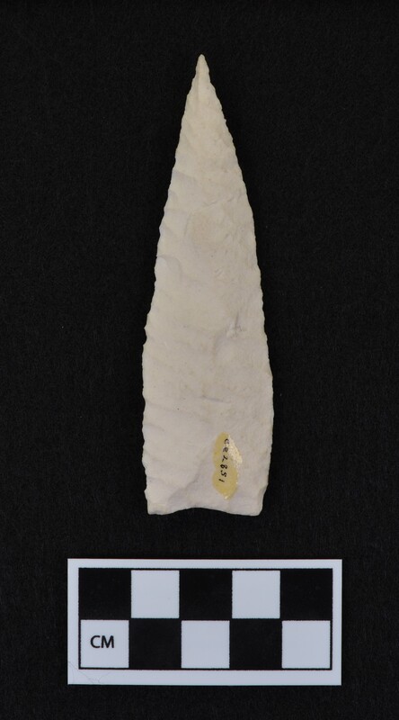 Lanceolate style, parallel diagonal flaked