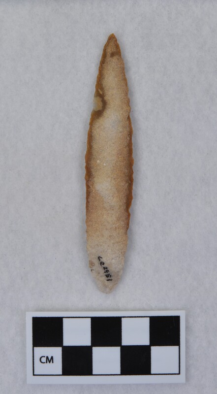 Parallel diagonal flaking, lanceolate, some basal thinning