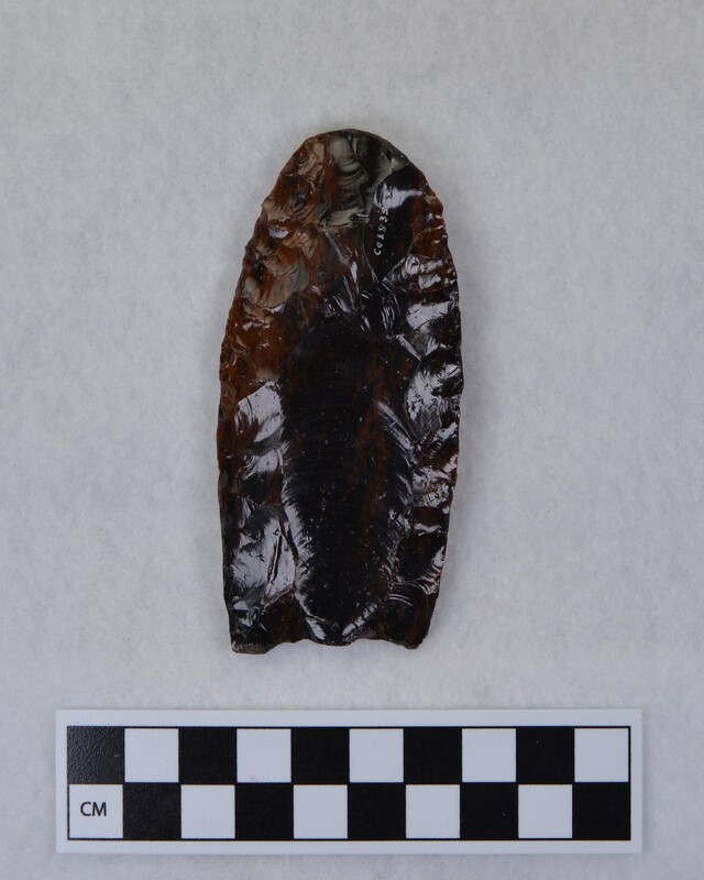 Percussion fluting using hammerstone, folsom style