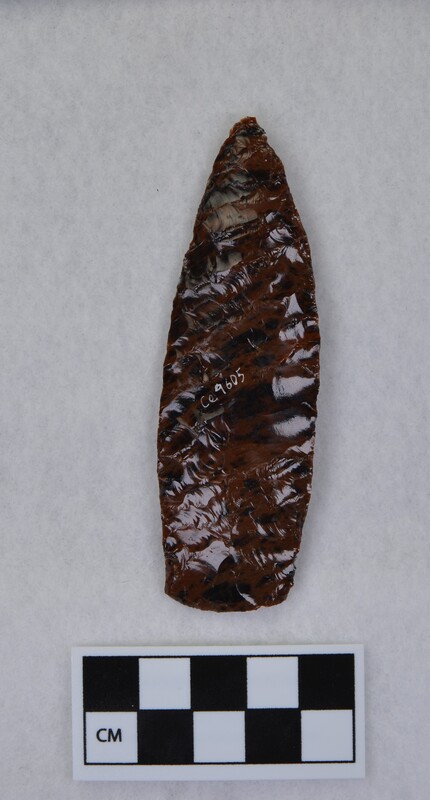 Titmus technique one face, Crabtree other, lanceolate style, ground and thinned basal margins