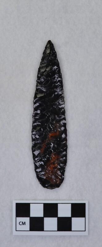 Parallel diagonal flaking, Titmus holding technique