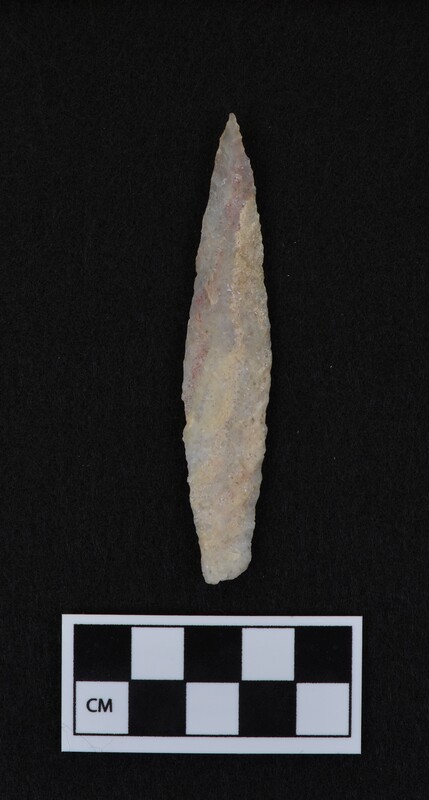 Non-heat treated, Titmus technique, lanceolate style point, ground and thinned basal margins