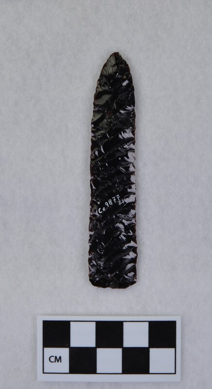 Titmus flaking, lanceolate style, ground and thinned basal margins