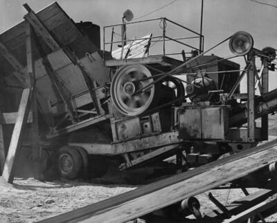 Columbia Basin Project--Irrigation Division, Adrian Gravel Plant--Specifications #1475. Cedar Rapids 20' x 36' primary crusher with jaws set at 3 inches, located at Adrian Gravel Plant. Feed hopper is shown at left and blending sand conveyor belt is in foreground.