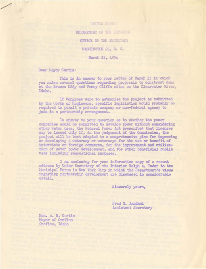 Aandahl answers some questions of Curtis's, and encloses a copy of an address given by Ralph A. Tudor to the Municipal Forum, New York City, regarding cooperation between the federal government and private power companies.