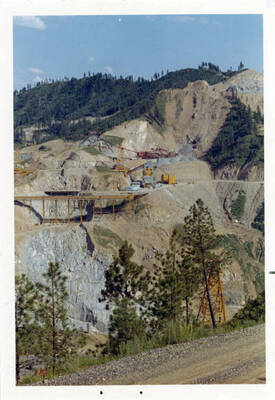Dworshak Dam Project 85 (Batch plant and railroad system)