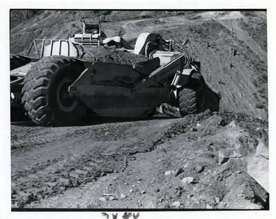 Dworshak Dam Project 121 (heavy equipment)