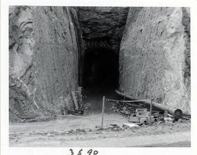 Dworshak Dam Project 130 (diversion tunnel)