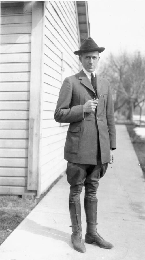 Gisborne at Baker, Oregon 1921, about a year before his work at Priest River.