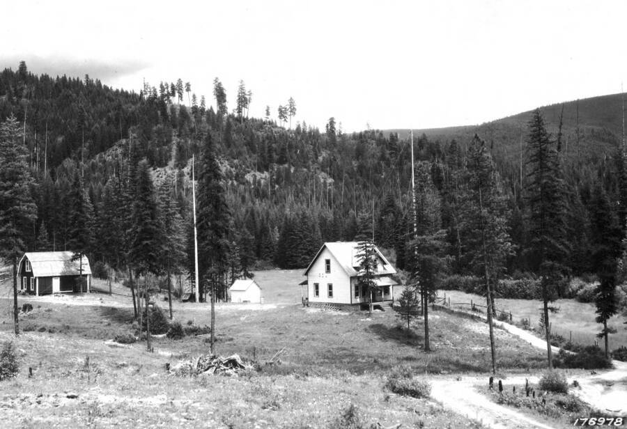 Tool house and laboratory at Priest River Experimental Station. Photo by K.D.Swan, 1923.