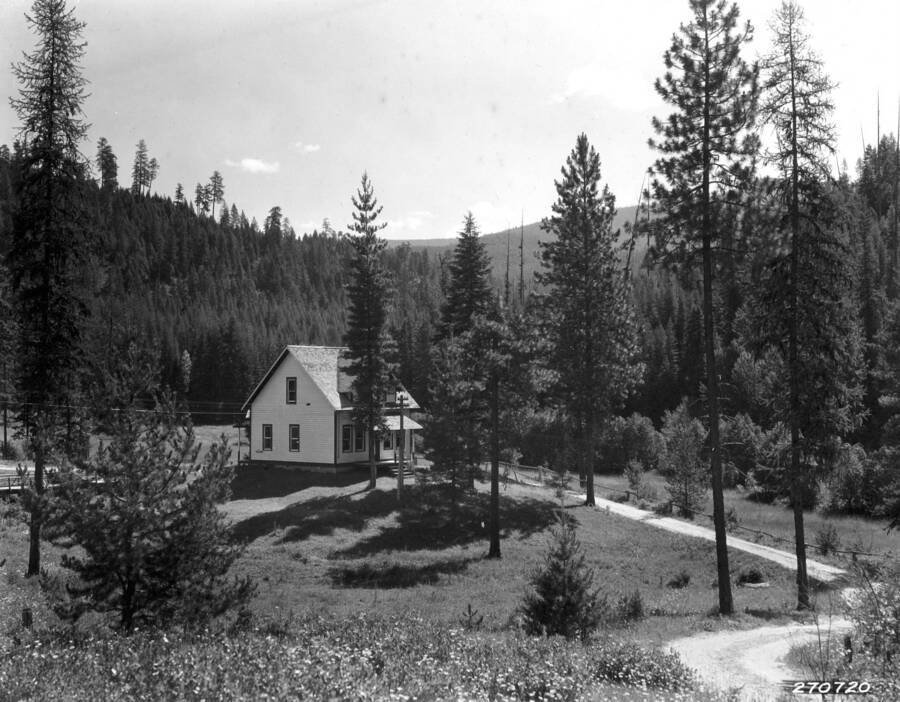Filed in Priest Creek Experimental Forest Photo box #4: "Office building at Priest River Experimental Station. July-August, 1932."