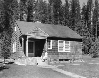 Same description as Cottage3a (Cabin 3; no FS # but similar to  #350675, which reads "The cottage at Priest River Field Laboratory used by the station superintendent or by one of the married technical employees.")