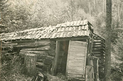 Photos series of the buildings found on the Arthur Demorest claim, settled 1906 near the mouth of Demorest Creek.  Photos are glued to black kraft paper and hanging in the 3rd floor hallway, Moscow Forest Sciences Laboratory.  These photos appeared in the 1936 Annual Report. No other descriptions available.