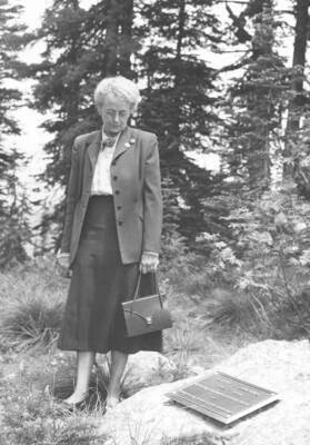 Alice Gisborne, wife of Harry, at the Gisborne plaque.