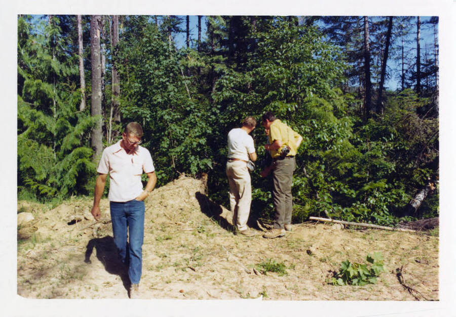 DFTM Project Bundy on left Bill Cesla on right in yellow shirt