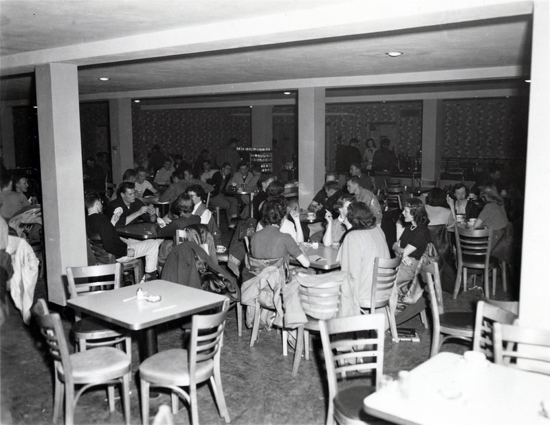 Students dining in the Student Union Building.