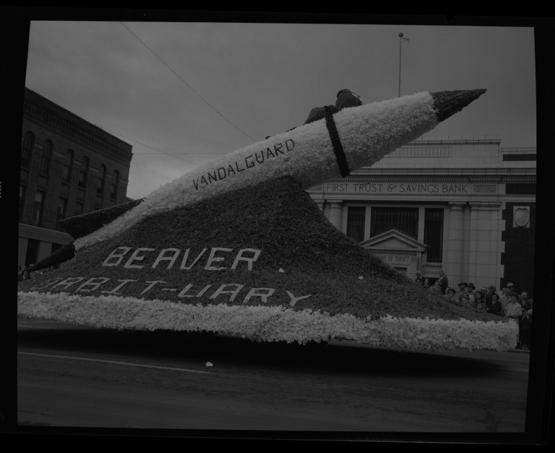 Homecoming float contest honorable mention winner of a rocket labeled "Vandalguard" from Kappa Alpha Theta and Beta Theta Pi in downtown Moscow that reads "Beaver Orbit-Uary"