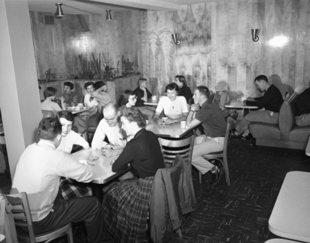 Students dining in the Student Union Building.