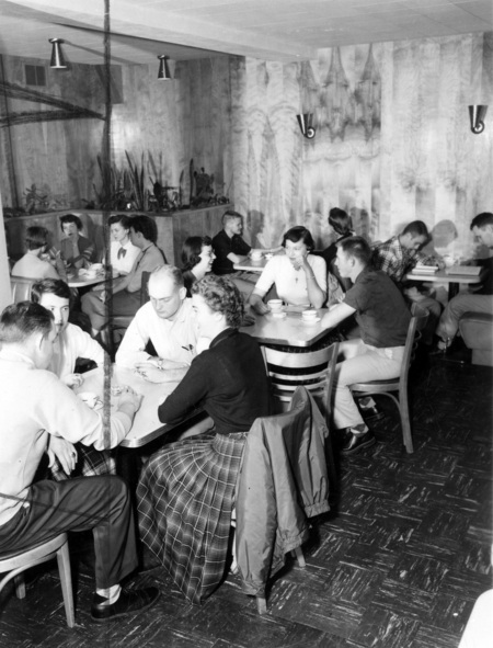 Students dining in the Student Union Building.
