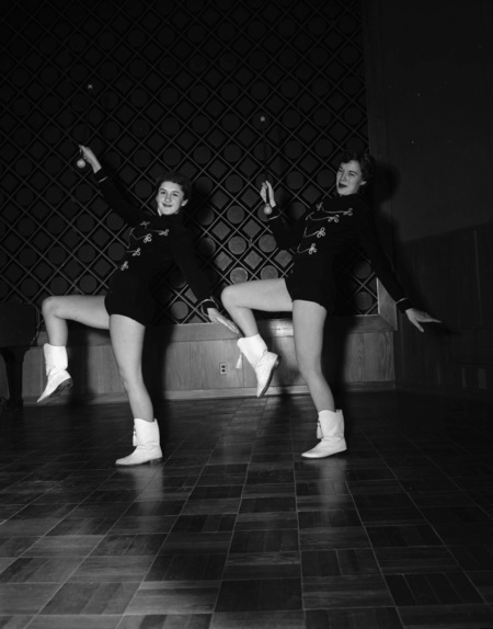 The University of Idaho majorettes dancing.