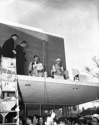 Students gather to celebrate that Idaho defeated WSC 10-0.