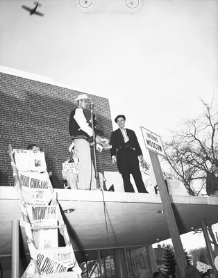 Students gather to celebrate that Idaho defeated WSC 10-0.