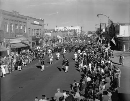 The Homecoming Parade in downtown Moscow.