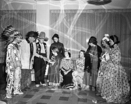 History conference on Native American costumes.