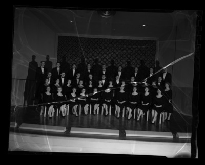 A group picture of the University of Idaho Vandaleers.