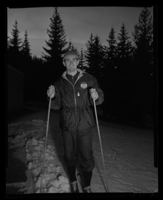 University of Idaho's ski team Coach Frank Cammack skiing in Shattuck Arboretum next to MacLean Field.