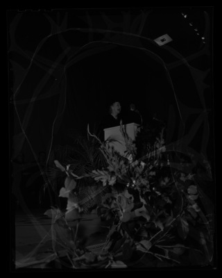 Newspaper columnist Inez Callaway Robb giving the keynote address at the 1959 commencement ceremony.