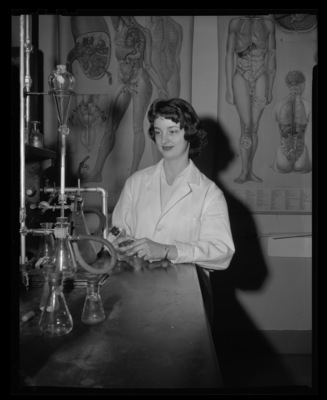 Student Kay Boyarth working on Heart Association project in a lab.