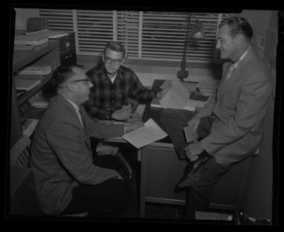 William Bergeson (right) with two unidentified men.
