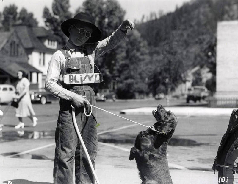 Wallace Pet Parade