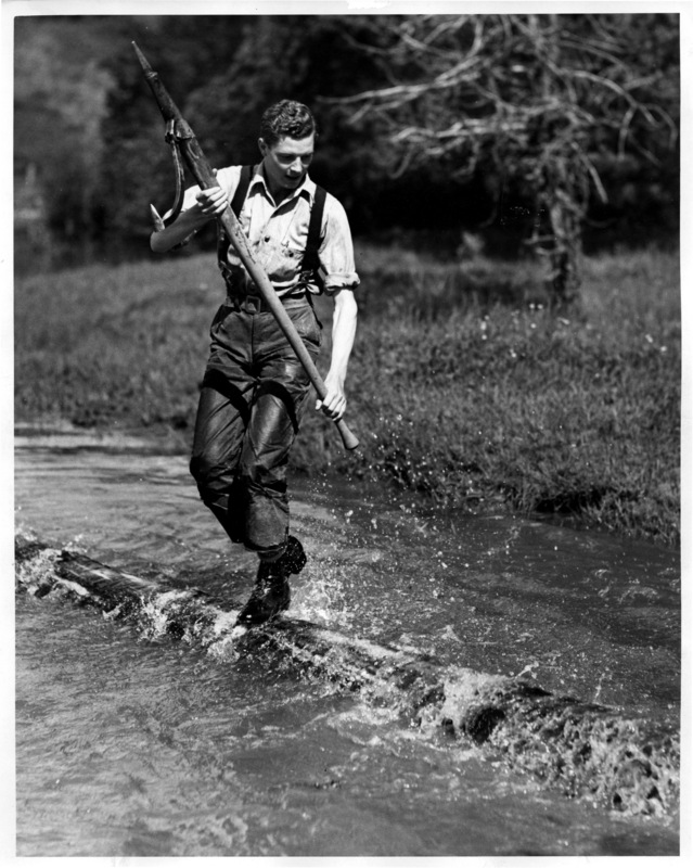 Austin Helmers birling champion