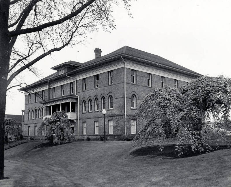 Ridenbaugh Hall